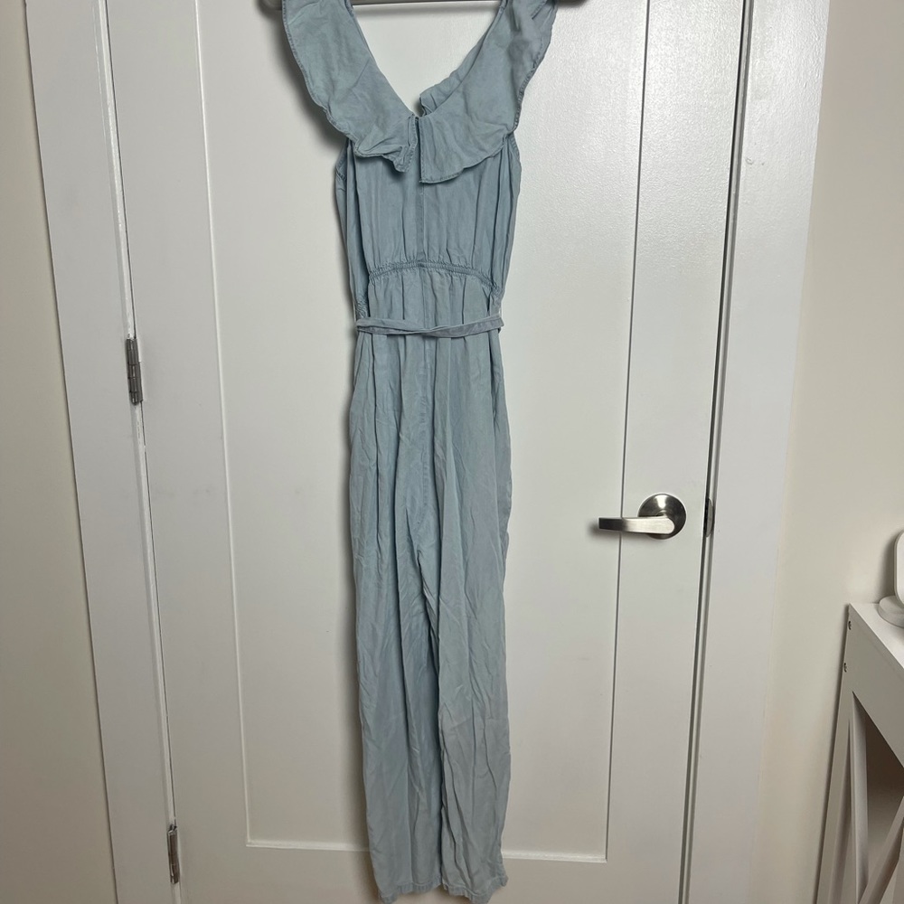 Australian Brand: Fresh Soul. Size:M. Jumpsuit, tie waist, pockets, worn once.